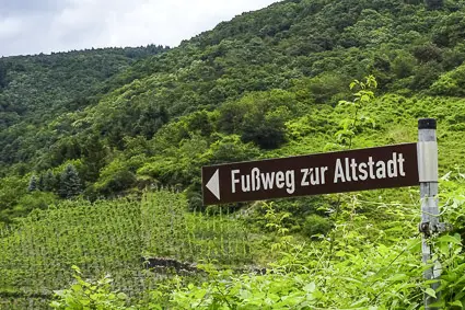 Sign to Bernkastel from Burg Landshut