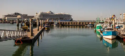 Walk to city center of Le Havre from MSC PREZIOSA