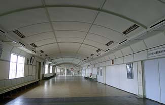 Customs and baggage hall at Steubenh&ouml;ft