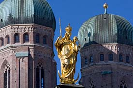 Frauenkirche and Mariensäule