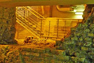 La Citt&agrave; dell'Acqua stairs