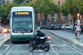 Rome tram no 8