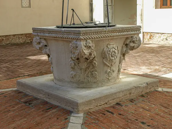 Ca' Giustinian wellhead in Venice, Italy.
