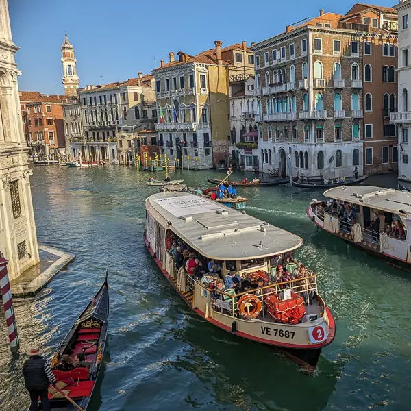 An ACTV Linea 2 vaporetto makes its way down the Grand Canal.
