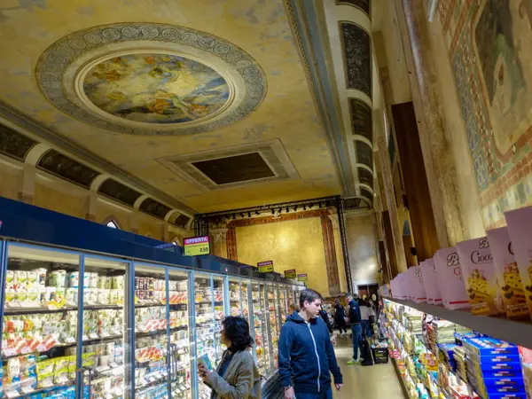 Despar Teatro italia supermarket interior, Venice, Italy.